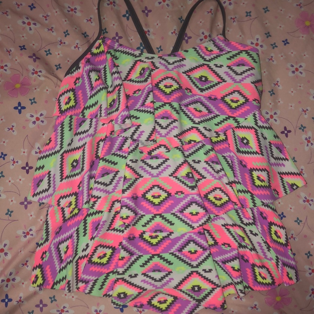 Crossed back bathing suit with bottom